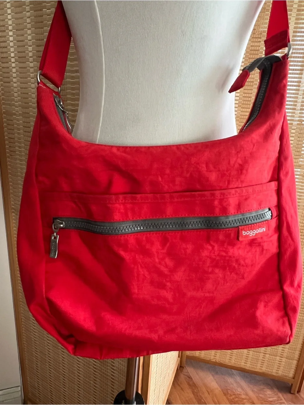Baggallini Red Crossbody Bag Lightweight Everyday Shoulder Bag